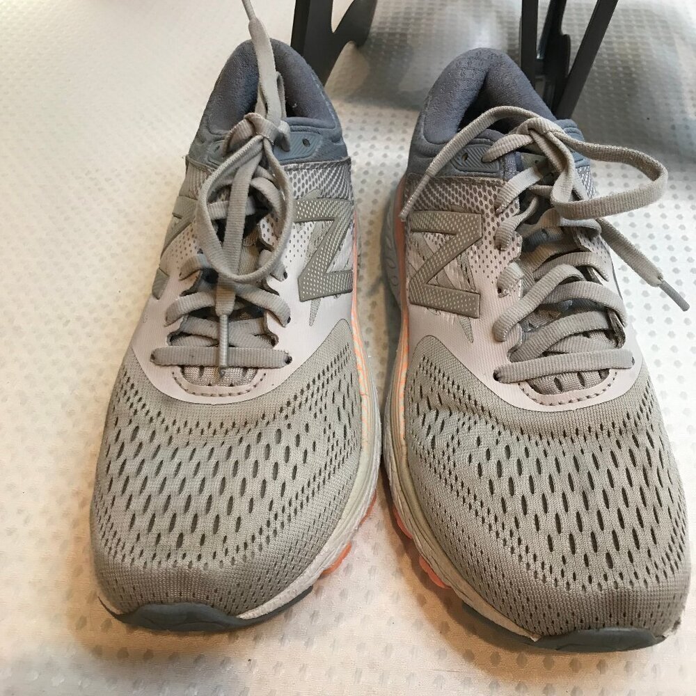 NEW BALANCE 940 WOMENS SNEAKERS SIZE 8 - Picture 10 of 10